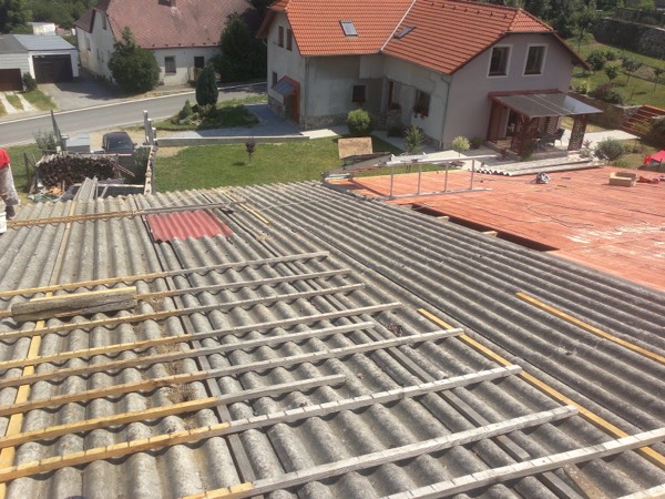 Rekonstrukce střechy ve Světlíku – foto 5