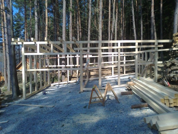 Stavba dřevěných garáží – foto 2